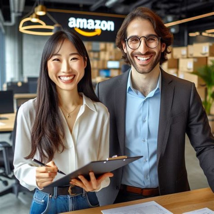 Do Amazon employees get RSU?