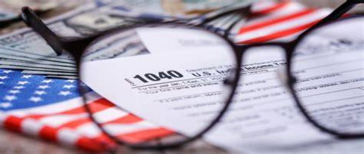 Do US citizens pay tax on foreign property?