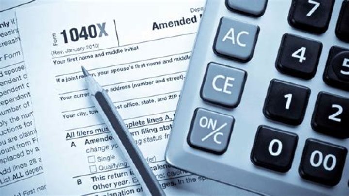 How do you amend 100S?
